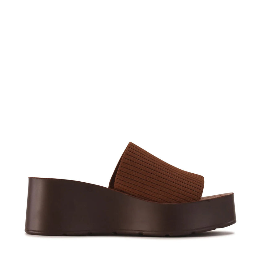 Los Cabos Loryn Flatform Slides Cafe