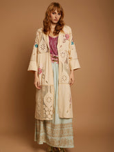 Load image into Gallery viewer, MEISÏE Embroidered Kaftan Dahlia
