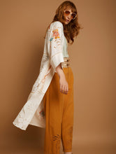 Load image into Gallery viewer, MEISÏE Embroidered Kaftan Peach
