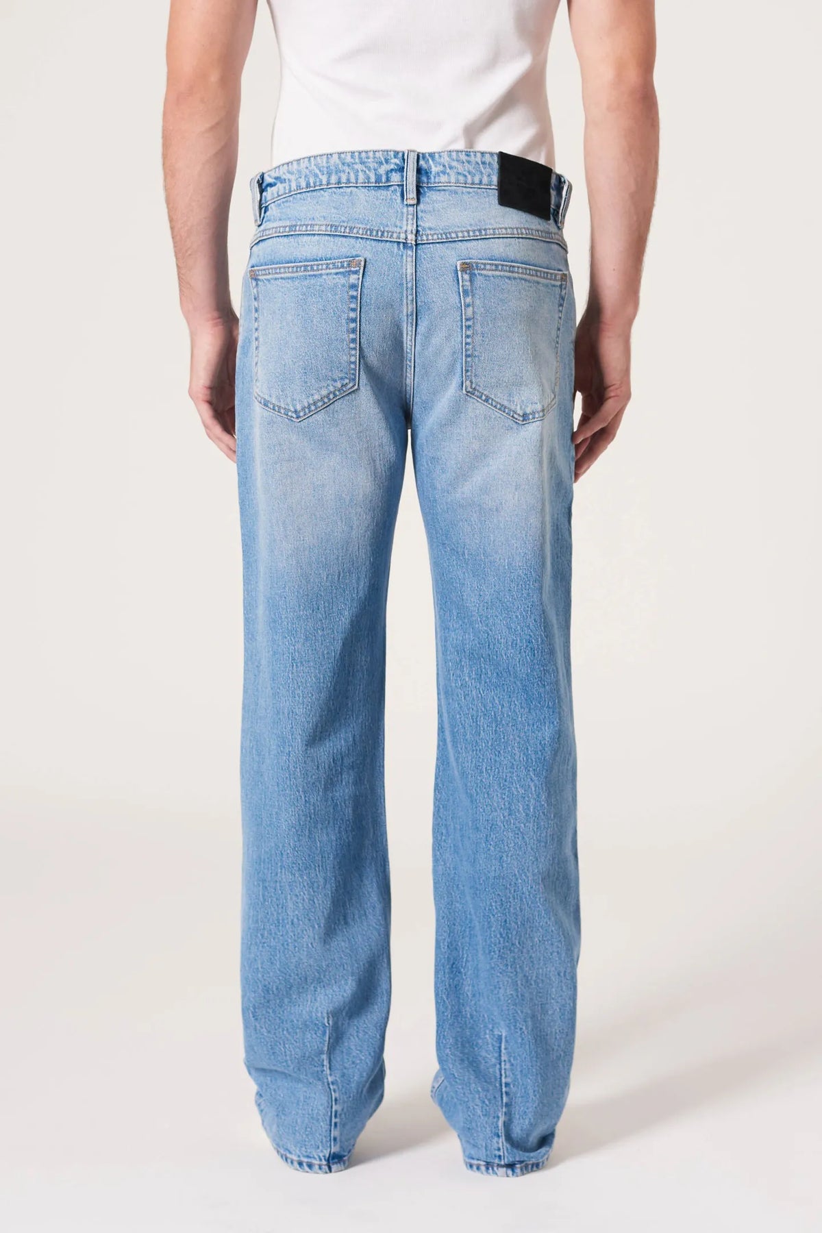 Neuw Denim Julian Relaxed Fender Mid Indigo
