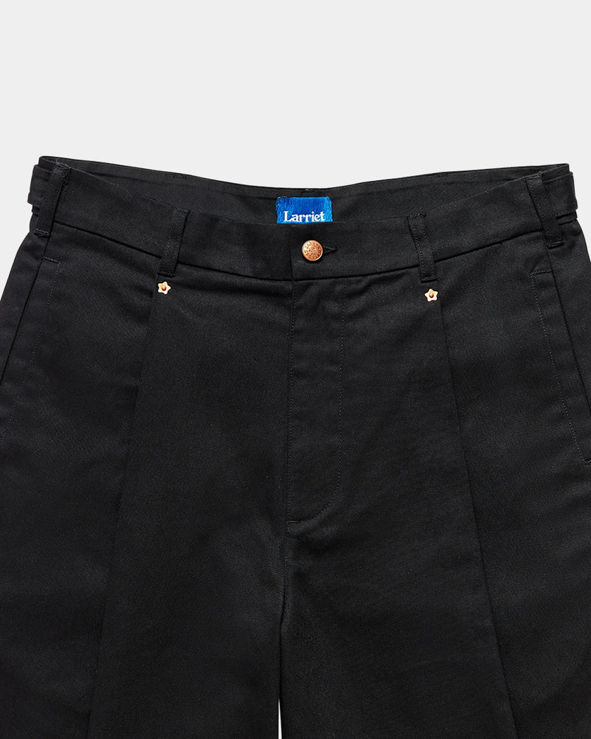 Larriet Lyu Short Black