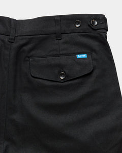 Larriet Lyu Short Black