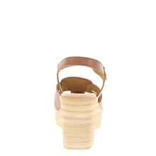 Load image into Gallery viewer, Nu by Neo Oriane Clog Heels Roble Leather
