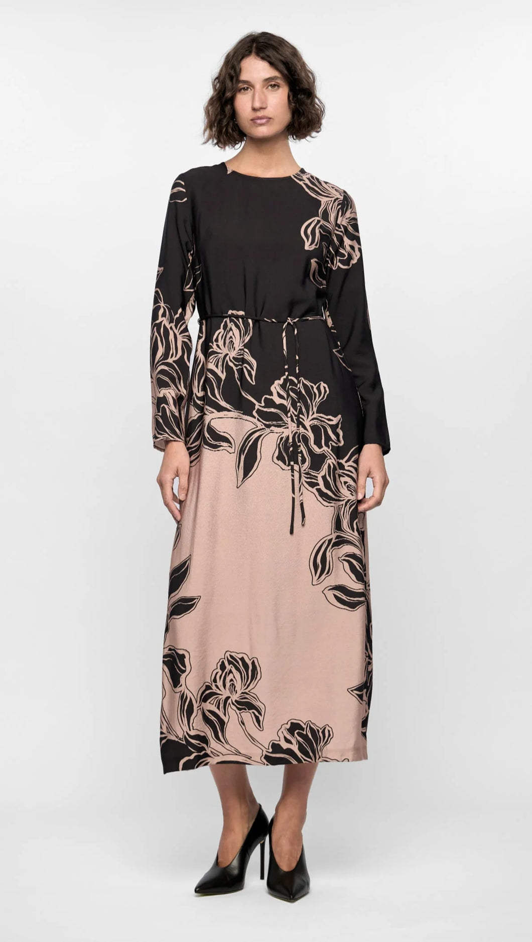 Staple The Label Mira Midi Dress Diagonal Floral