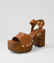 Load image into Gallery viewer, Mollini Eliyena Platform Clog Heels Tan Leather

