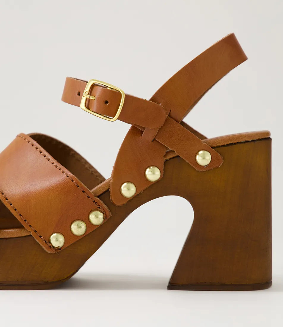 Mollini Fileya Retro Clog Sandals Tan Leather
