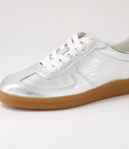 Mollini Dari Silver Gum Shrunken Leather