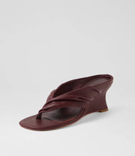 Load image into Gallery viewer, Mollini Febbe Burgundy Leather Wedge Heel
