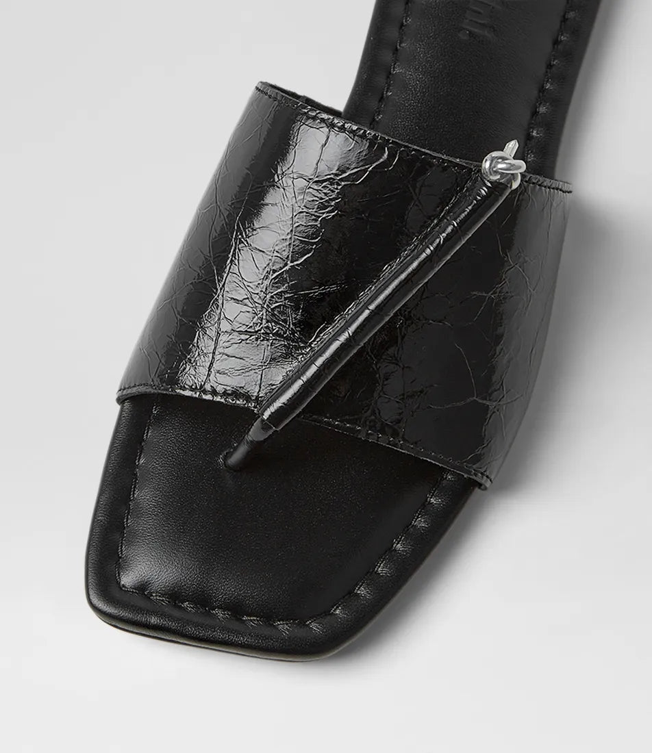 Mollini Misam Thong Sandals Black Crinkle Leather
