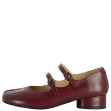 Load image into Gallery viewer, 2 Baia Vista Pamela Wine Tumbled Leather
