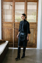 Load image into Gallery viewer, M. A. Dainty Waker Bag Black
