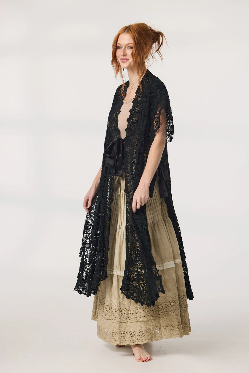 Miss Rose Sister Violet Empress Lace Coat Black