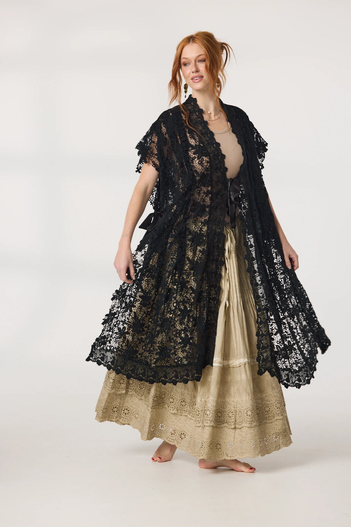 Miss Rose Sister Violet Empress Lace Coat Black