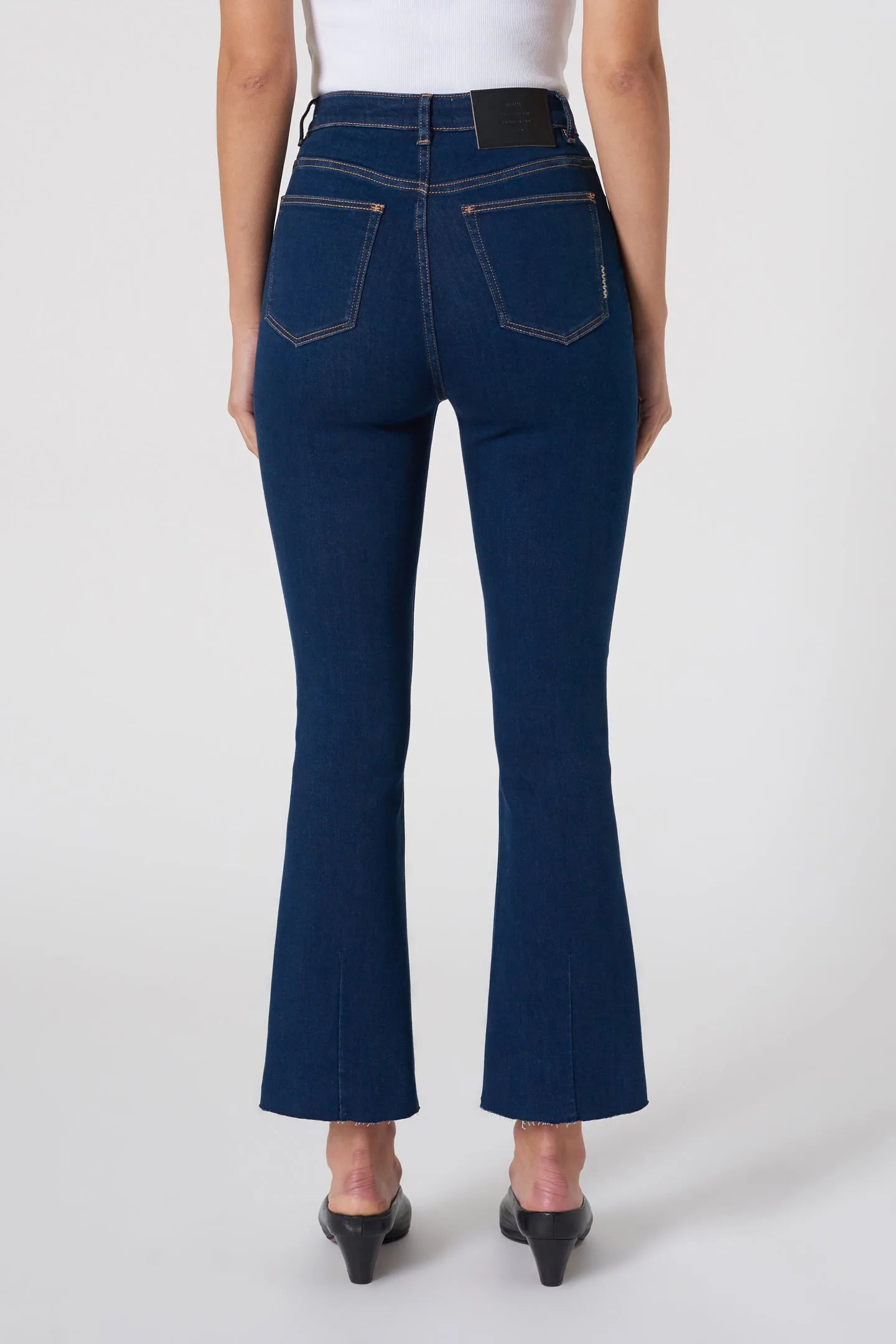 Neuw Denim Twiggy Crop Venice Mid Indigo