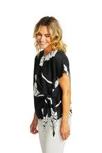 Load image into Gallery viewer, Ping Pong Atlas Knot Front Top Black/Ivory
