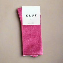 Load image into Gallery viewer, KLUE Glitter Lurex Socks Fuchsia
