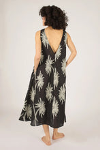 Load image into Gallery viewer, Traffic People Tribe Dress Black
