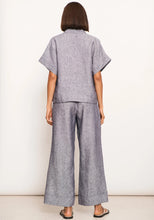 Load image into Gallery viewer, POL Joss Denim Top Linen Denim
