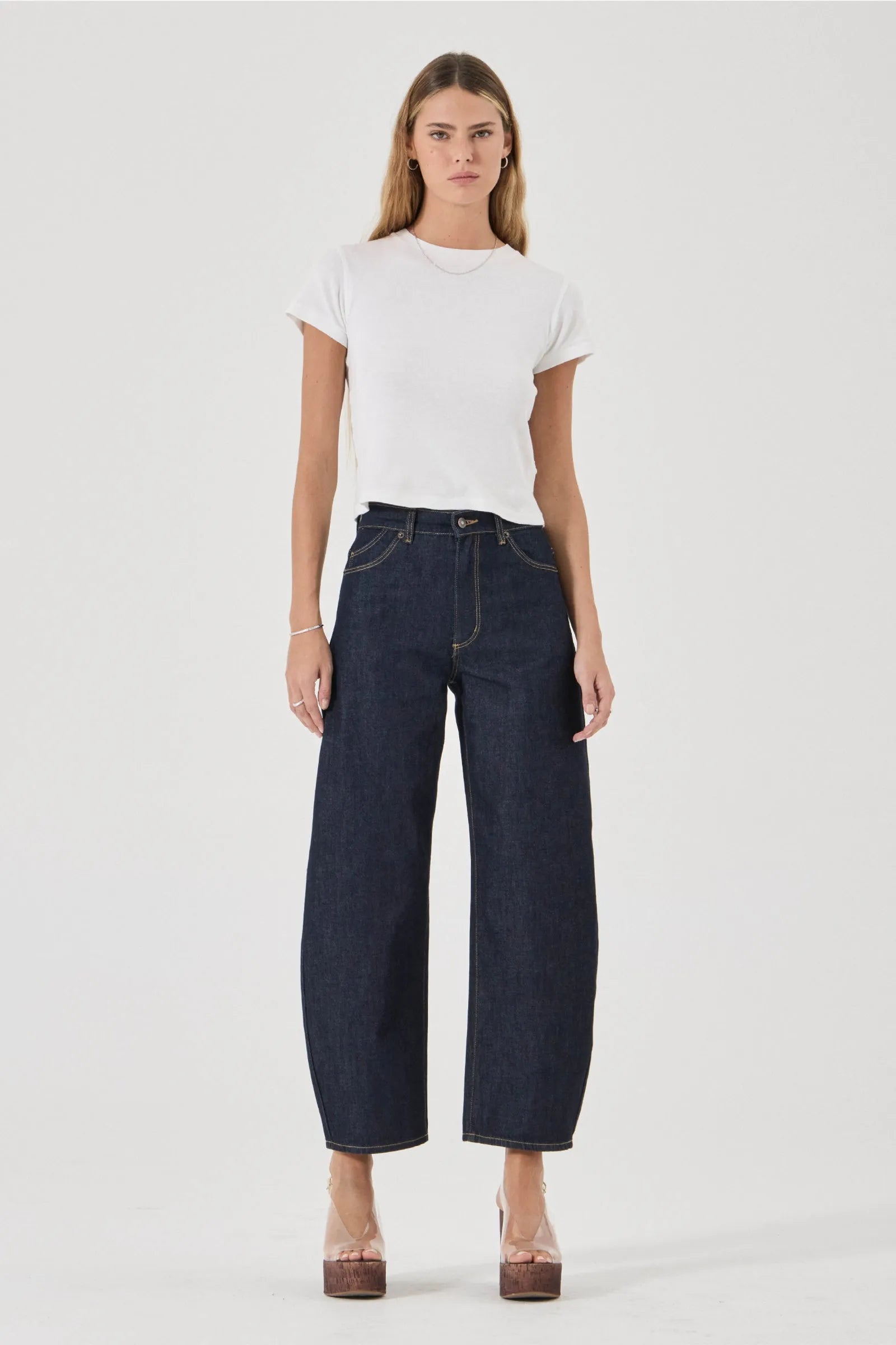 Rolla's Gigi Barrel Jeans Super Rinse Denim