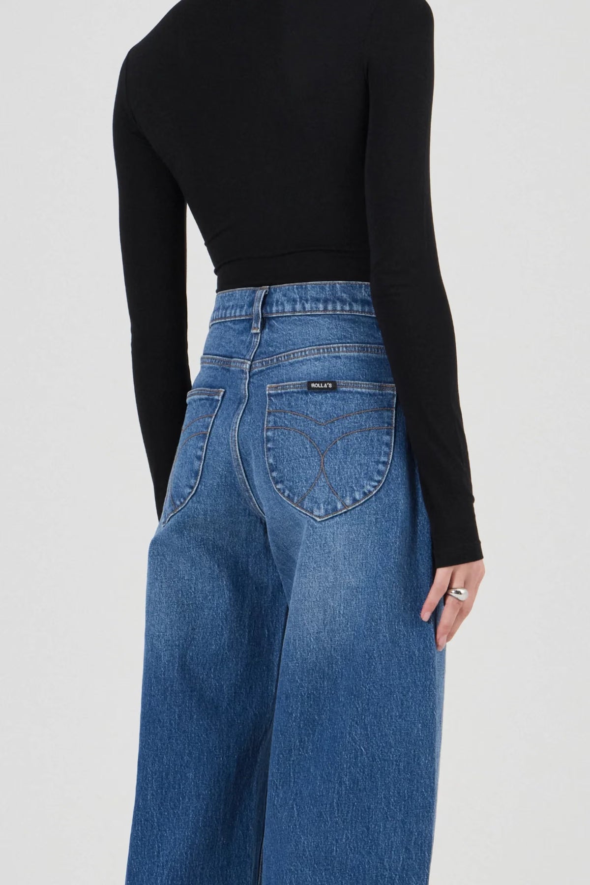Rolla's Gigi Barrel Jeans Reign