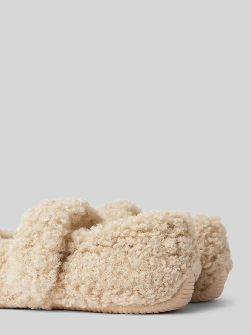 Verbenas Yina Curly Beige