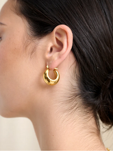 Load image into Gallery viewer, Lustre &amp; Sage Forte Hoop 18K Gold Plated Earrings
