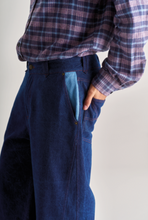 Load image into Gallery viewer, Komodo Makulu Trouser Dark Denim
