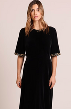 Load image into Gallery viewer, Traffic People No Going Back Forgiven Dress Black
