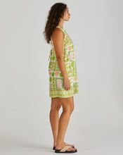 Load image into Gallery viewer, Sass Clothing Emmett Tie Back Shift Dress Green Shell Patchwork
