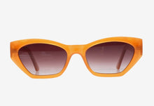 Load image into Gallery viewer, Reality Eyewear The Spector Milk Toffee
