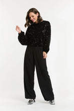 Load image into Gallery viewer, Urban Luxury Sequin Top Black

