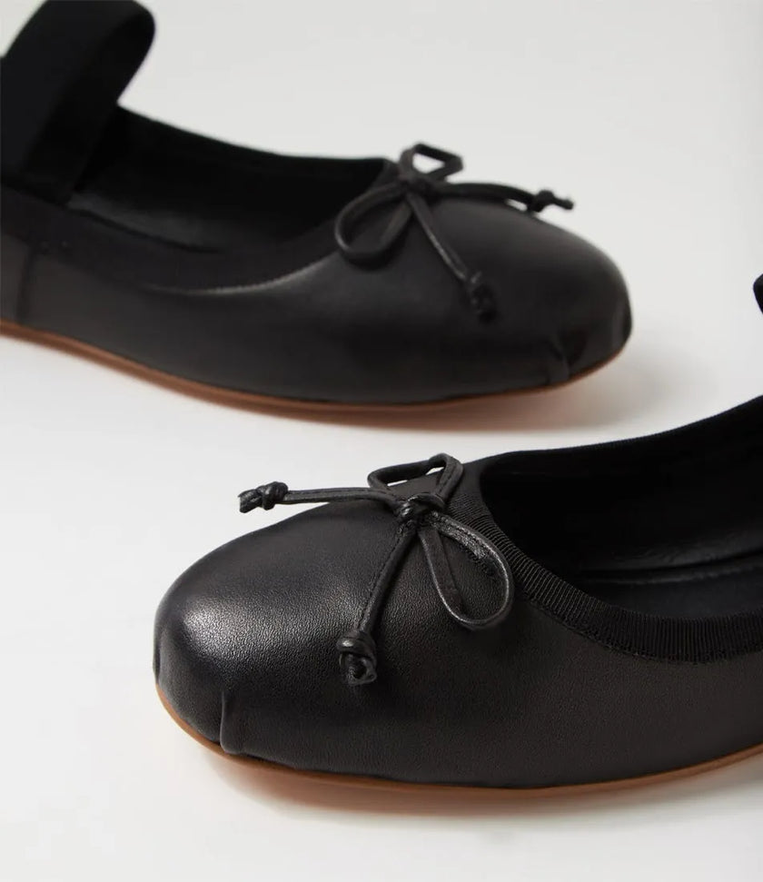 Top End Ailahs Black Leather