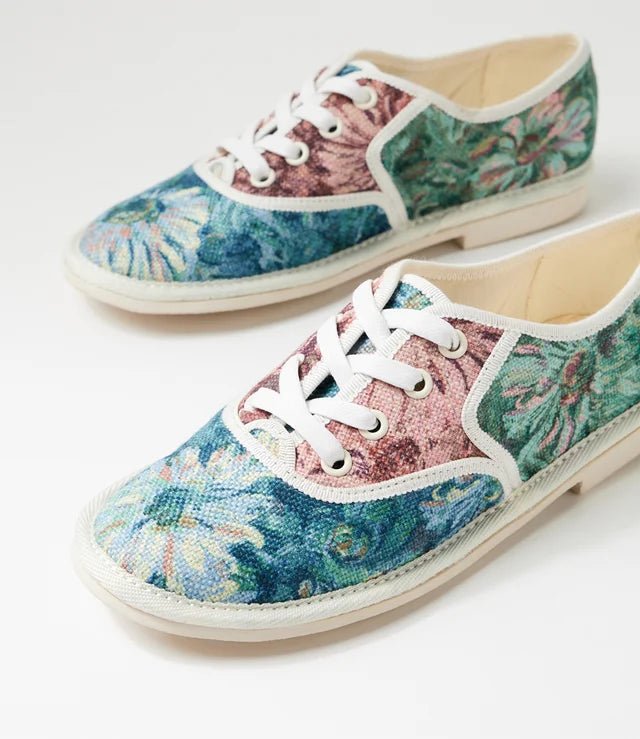 Top End Lottes Sneaker Sky Floral Fabric