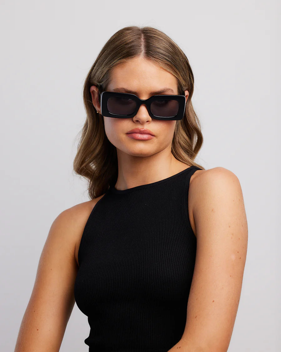 Reality Eyewear Twiggy Black