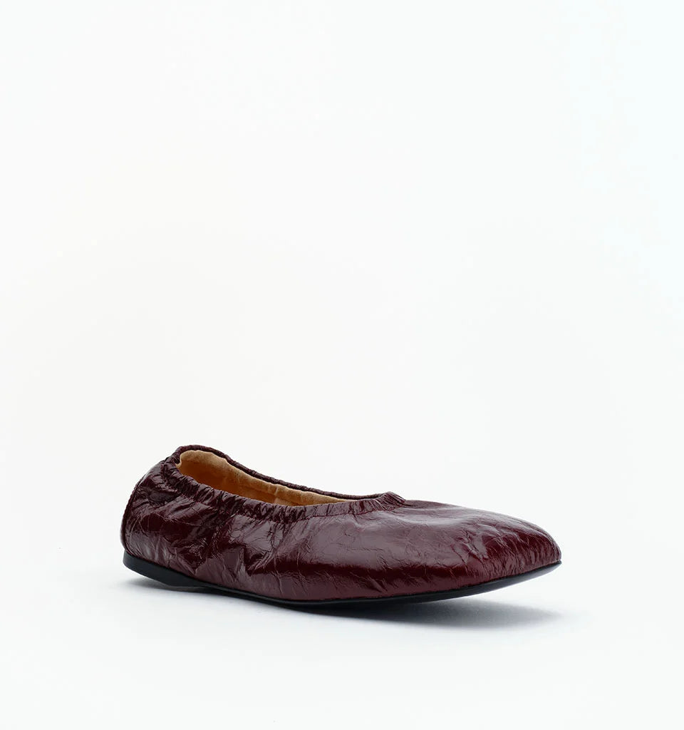 Alias Mae Theresa Square-Toe Ballet Flats Burgundy Oily Crinkle Leather