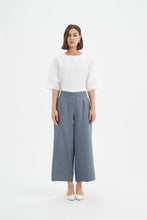 Load image into Gallery viewer, Tirelli Cropped Wide Leg Pant Denim Blue
