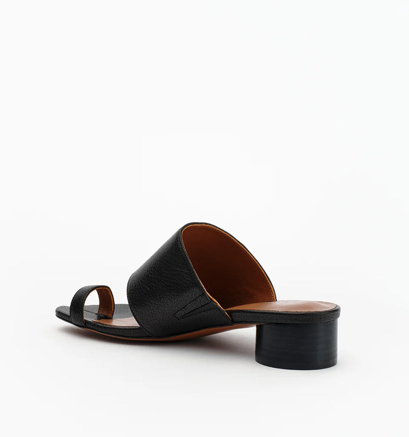 Alias Mae Toni Tabi Sandals Black Tumble Leather