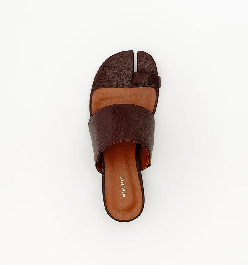 Alias Mae Toni Tabi Sandals Choc Tumble Leather