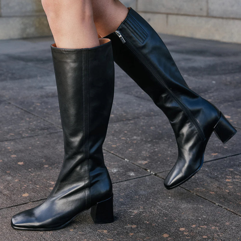 EOS Verina Long Boots Black Leather