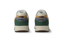 Load image into Gallery viewer, Karhu Legacy 96 Laurel Wreath/Warm Taupe
