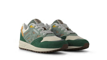 Load image into Gallery viewer, Karhu Legacy 96 Laurel Wreath/Warm Taupe
