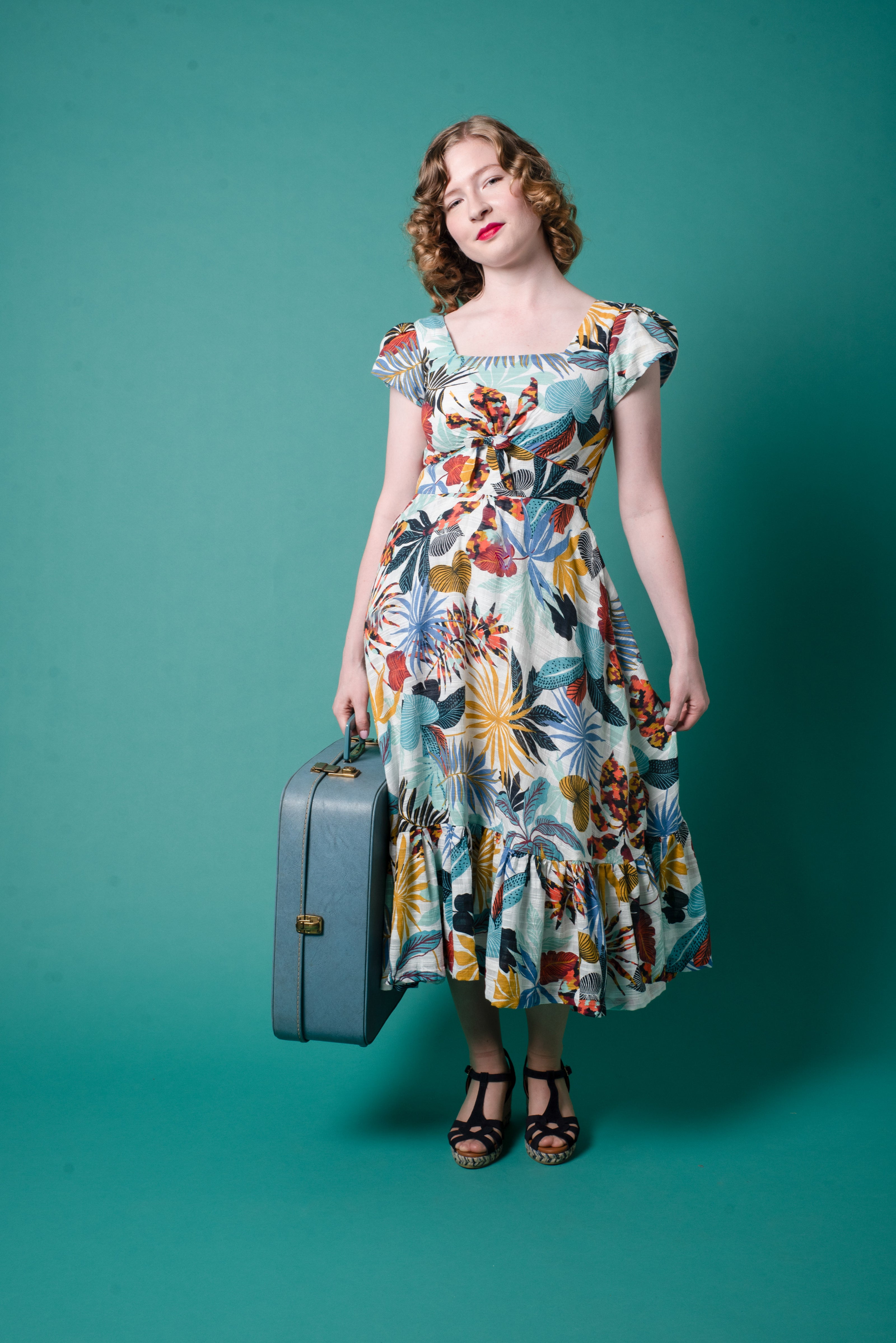 Elise Design Astrid Linen Dress Cream/Blue
