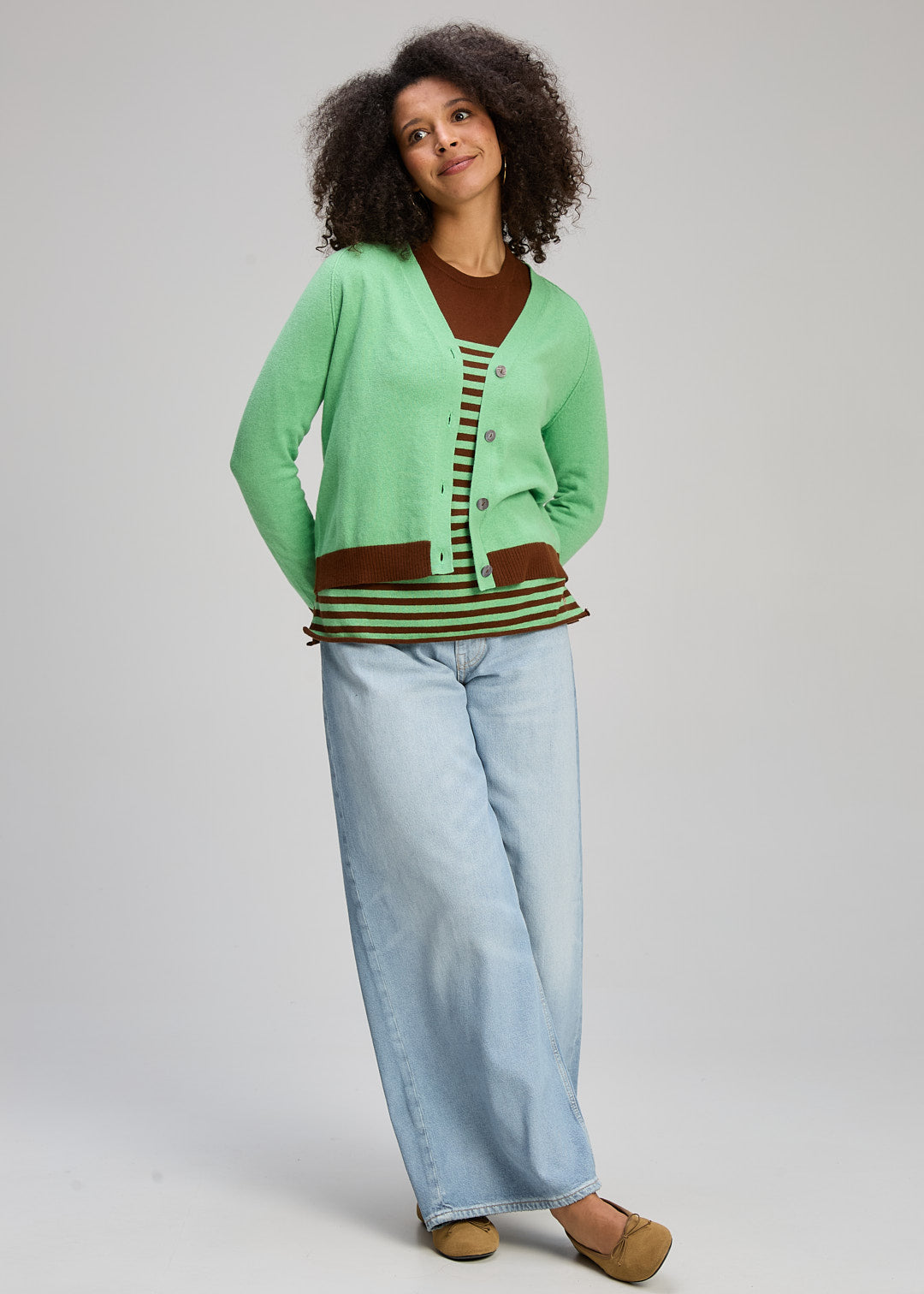 Zaket & Plover Essential V Neck Cardi Basil