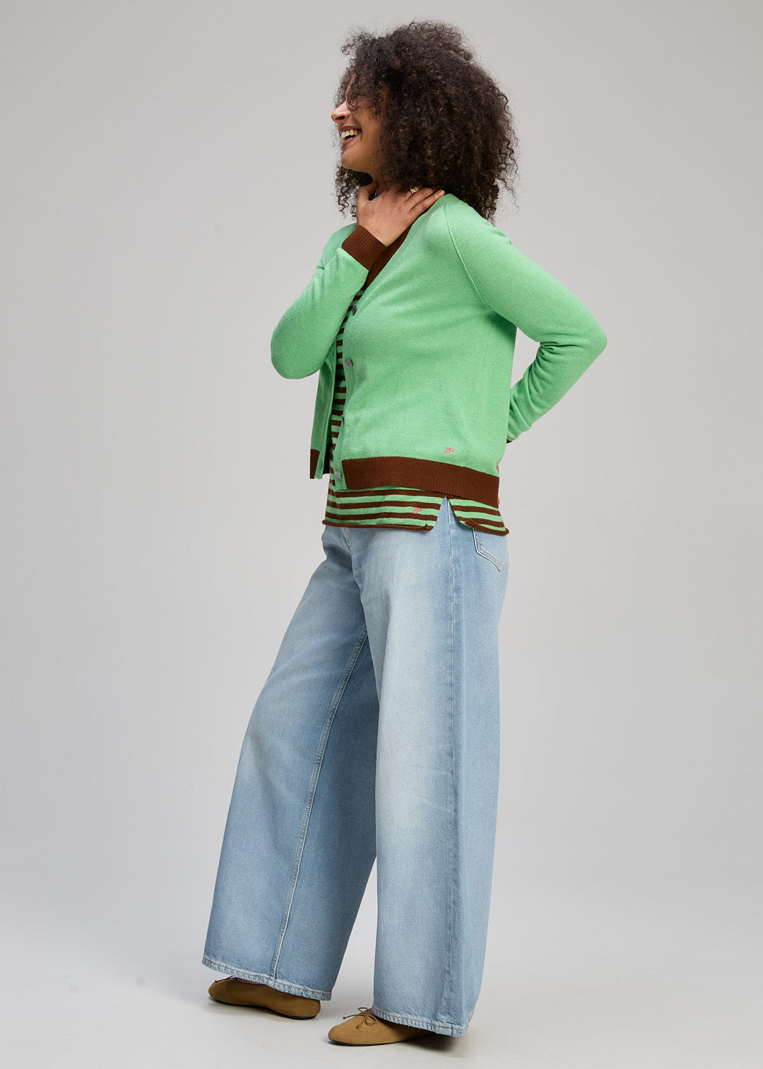 Zaket & Plover Essential V Neck Cardi Basil