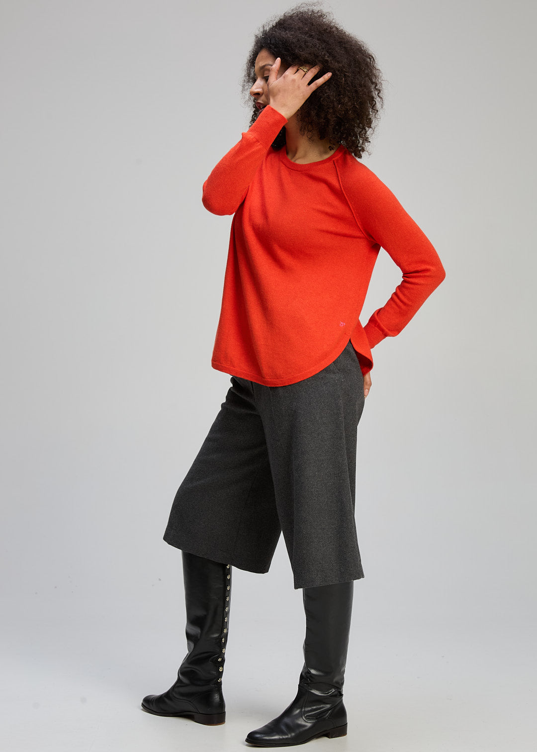 Zaket & Plover Essential Rounded Bottom Jumper Paprika