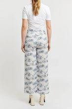 Load image into Gallery viewer, Alessandra Louise Linen Pant Navy Print
