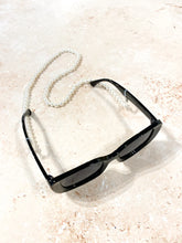 Load image into Gallery viewer, Angels Whisper Pearl Glasses Chain
