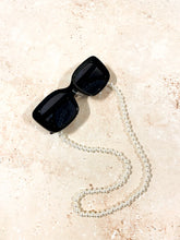 Load image into Gallery viewer, Angels Whisper Pearl Glasses Chain
