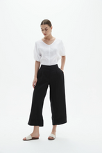 Load image into Gallery viewer, Tirelli Classic Linen Pant Black
