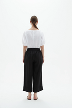 Load image into Gallery viewer, Tirelli Classic Linen Pant Black
